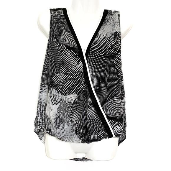 Stitch Fix Daniel Rainn Keisha Cross Front Top XS - Picture 1 of 8